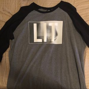 Long sleeved t-shirt
